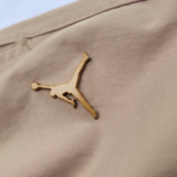 Jordan Men's Beige Cargo Pants - Picture 3 of 7